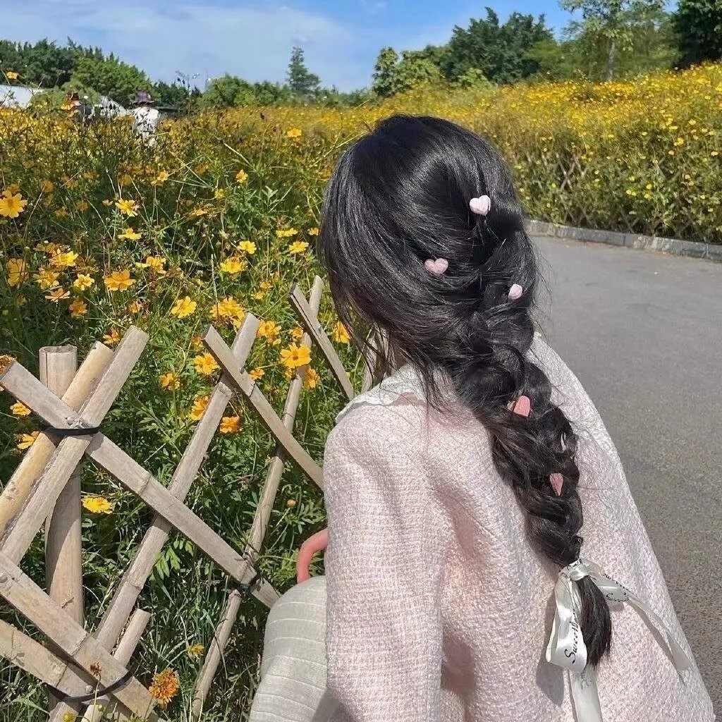 鲨鱼女孩